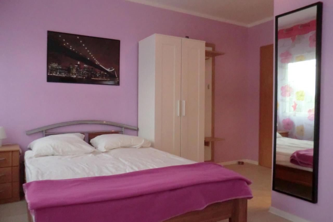 Gästezimmer Vogelsberg Freiensteinau Zimmer foto